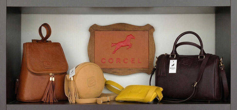 Corcel Hand made in Spain
